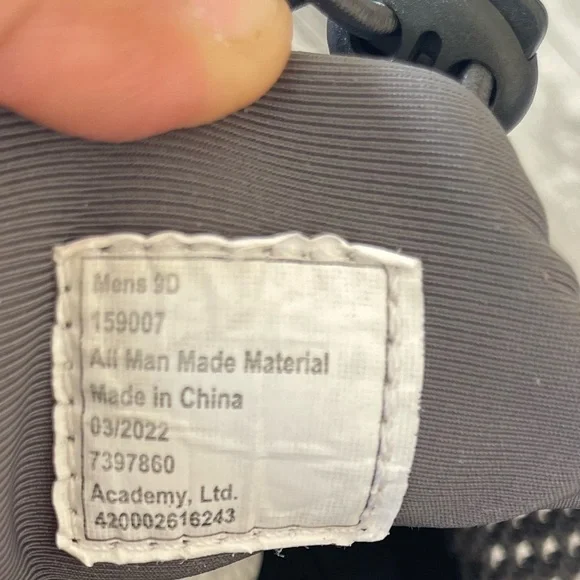 Magellan Mens Sneaker Gray Stretch Lace Up w/Toggle Round Toe Flat Heel Sz 9D - Picture 2 of 7